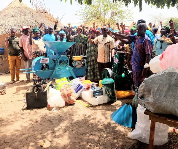 432930465_356978447322695_1099533264157731052_n Namaré: AFE appuie les coopératives en matériel de transformation