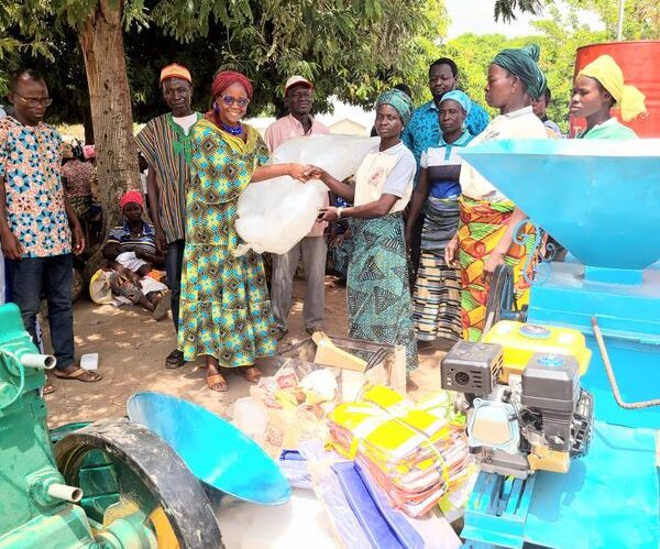 Namaré: AFE appuie les coopératives en matériel de transformation